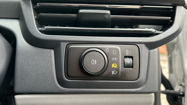 Ford Transit Custom 280 L1 Diesel Fwd 2.0 EcoBlue 136ps H1 Van Limited